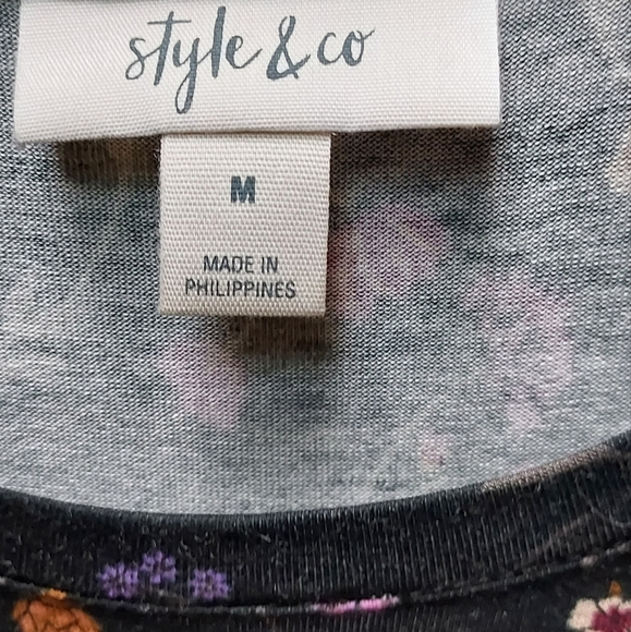 Top - Picture 2 of 2